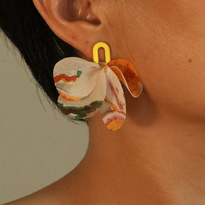 1 Pair Simple Style Artistic Petal Arylic Cloth Drop Earrings