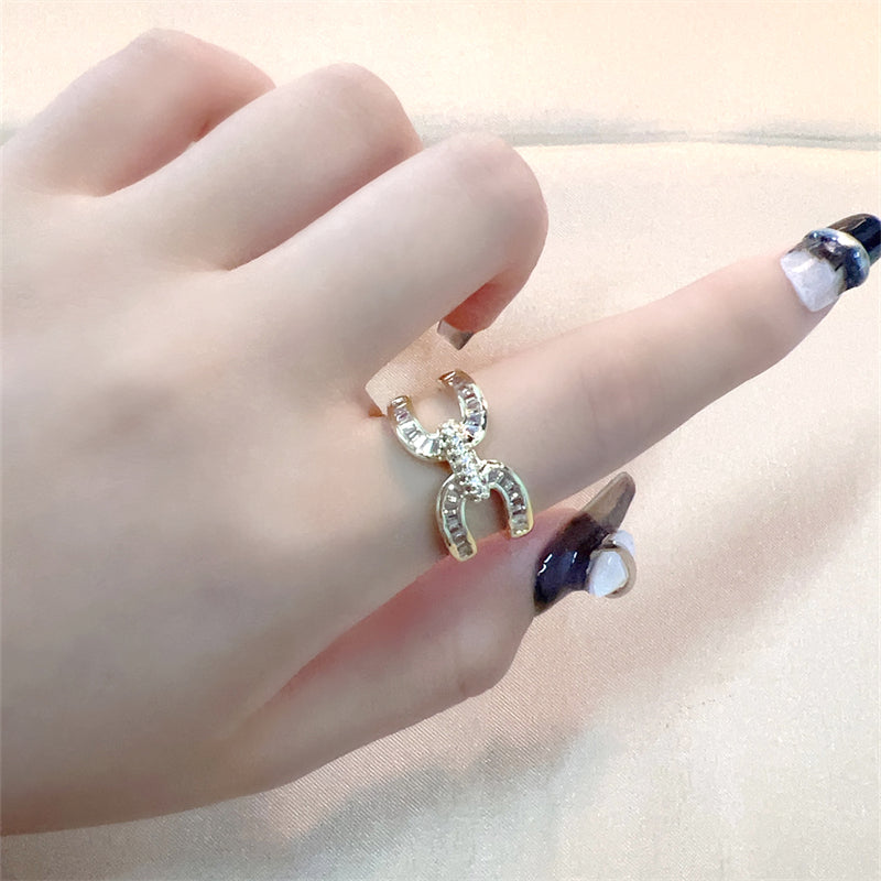 Casual Shiny Flower Butterfly Copper Zircon Open Rings In Bulk