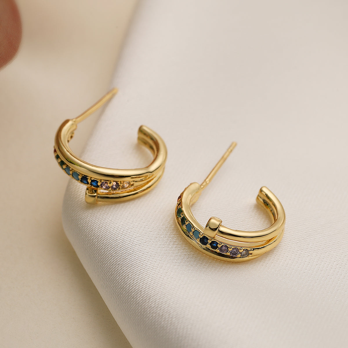 1 Pair Simple Style Commute C Shape Plating Inlay Copper Zircon 18k Gold Plated Ear Studs