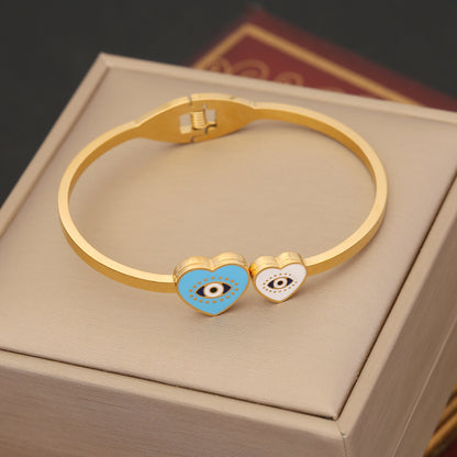 Retro Simple Style Heart Shape Eye Stainless Steel Zircon Bangle In Bulk