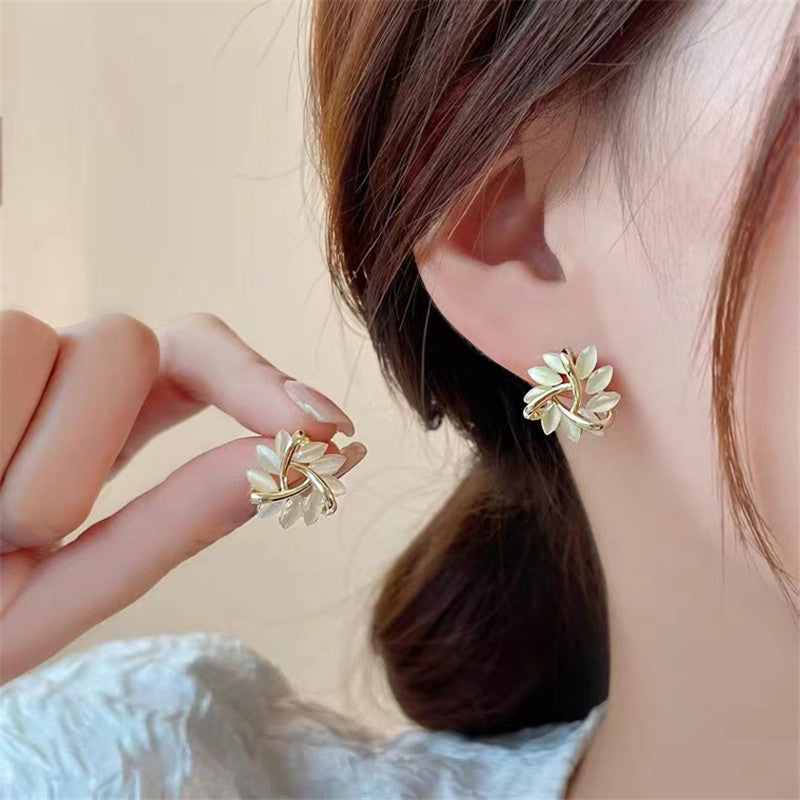 1 Pair Sweet Commute Petal Plating Hollow Out Inlay Alloy Opal Gold Plated Ear Studs