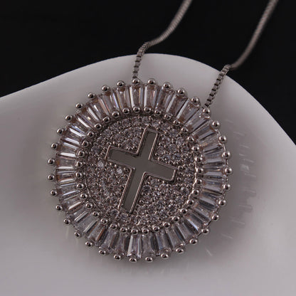 Ig Style Retro Simple Style Cross Copper White Gold Plated Gold Plated Zircon Pendant Necklace In Bulk