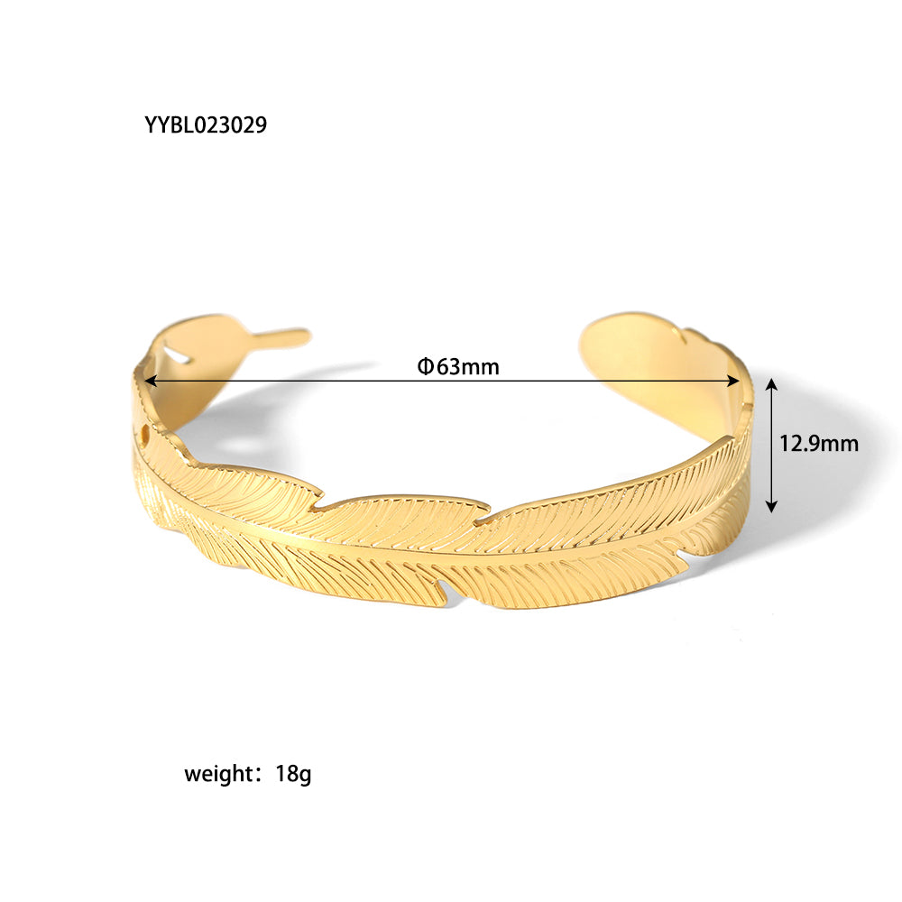 Elegant Streetwear Animal Leaf 304 Stainless Steel 18K Gold Plated Wristband Bangle In Bulk