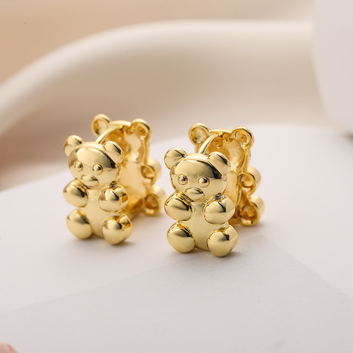 1 Pair Simple Style Commute Animal Bear Plating Copper 18k Gold Plated Earrings