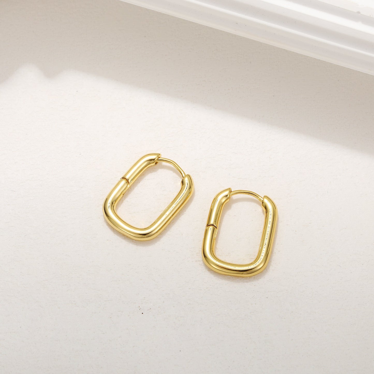 1 Pair Simple Style C Shape Plating Inlay Copper Zircon Hoop Earrings Ear Studs