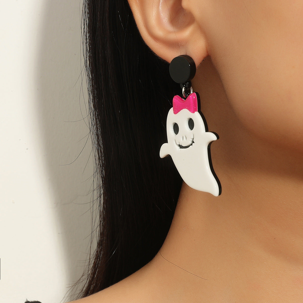 1 Pair Funny Cartoon Character Heart Shape Printing Arylic Earrings