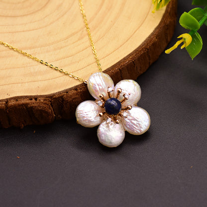 Retro Flower Freshwater Pearl Copper Plating Pendant Necklace