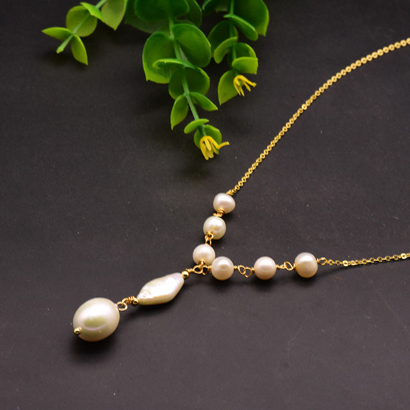 Retro Flower Freshwater Pearl Copper Plating Pendant Necklace