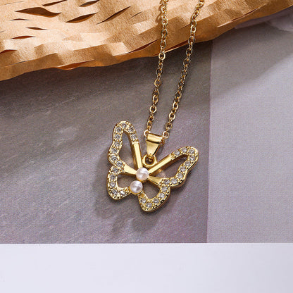 Simple Style Commute Pentagram Butterfly Copper Plating Inlay Artificial Pearls Zircon 18k Gold Plated Pendant Necklace