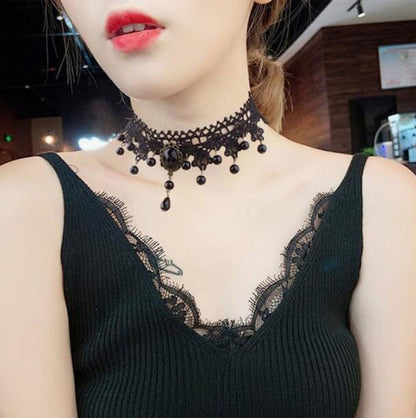 Lolita Plaid Water Droplets Lace Inlay Rhinestones Women's Choker