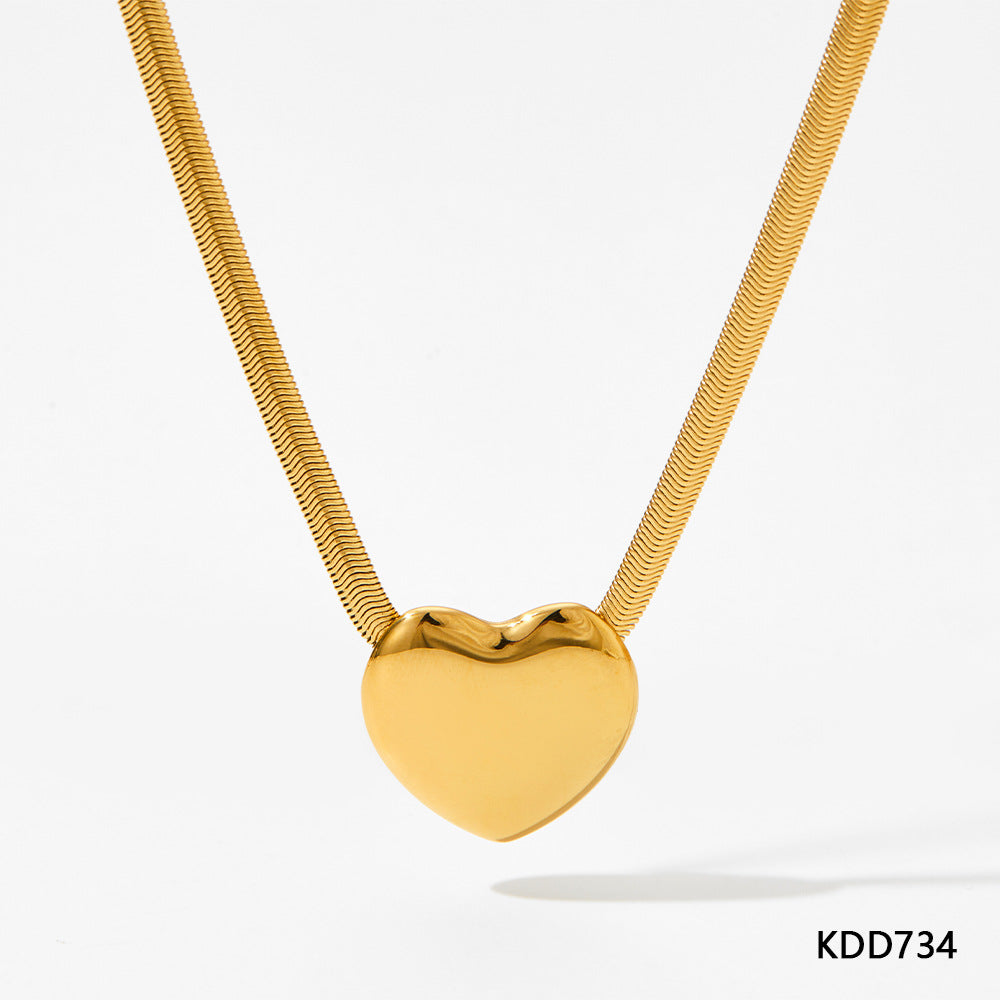 Simple Style Heart Shape Stainless Steel Gold Plated Pendant Necklace In Bulk