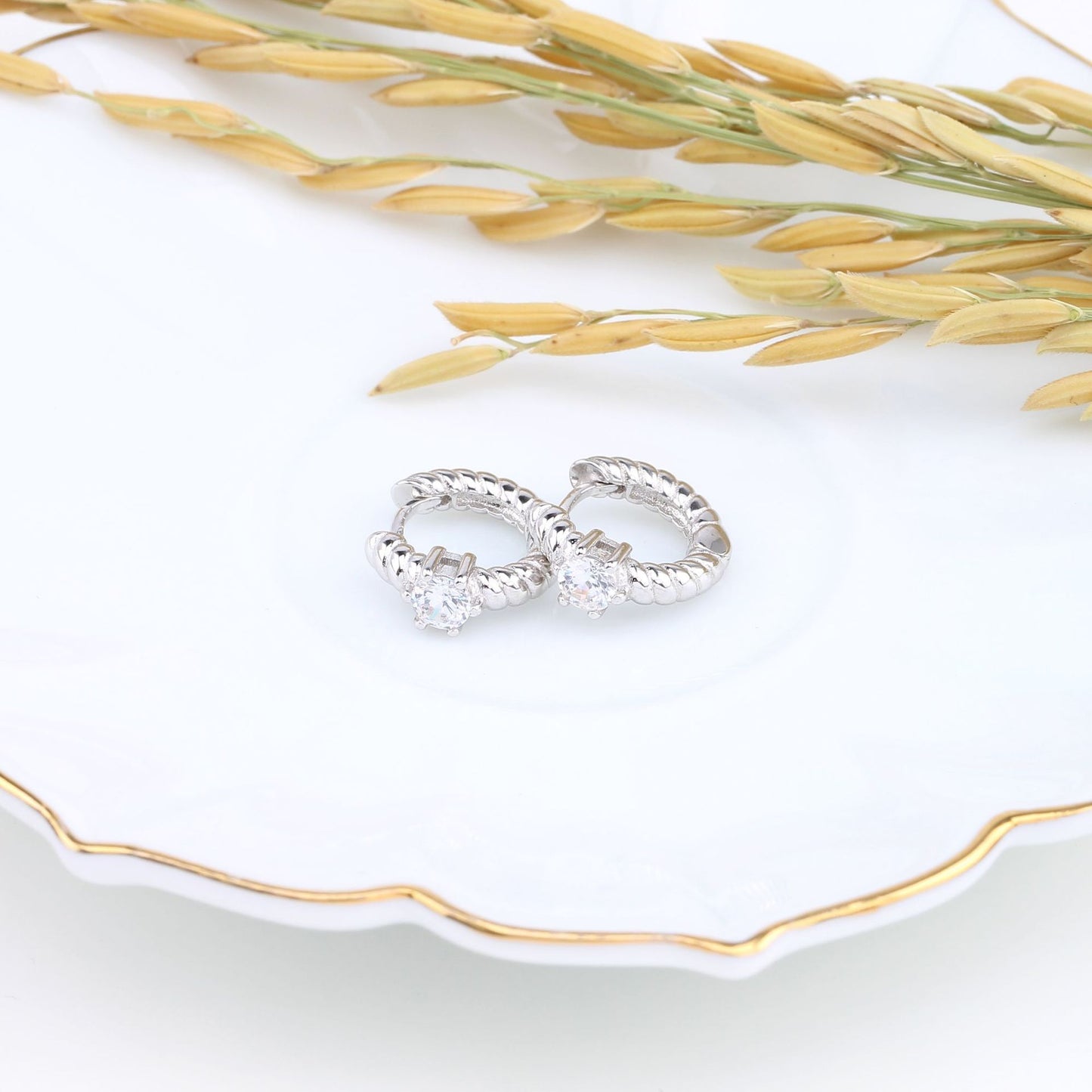 1 Pair Simple Style Shiny Round Plating Inlay Sterling Silver Zircon White Gold Plated Gold Plated Earrings