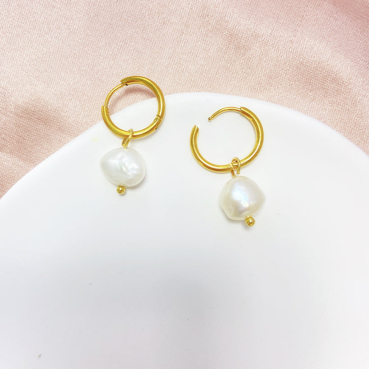 1 Pair Elegant Cute Simple Style Pearl Plating Stainless Steel White Gold Plated Gold Plated Drop Earrings