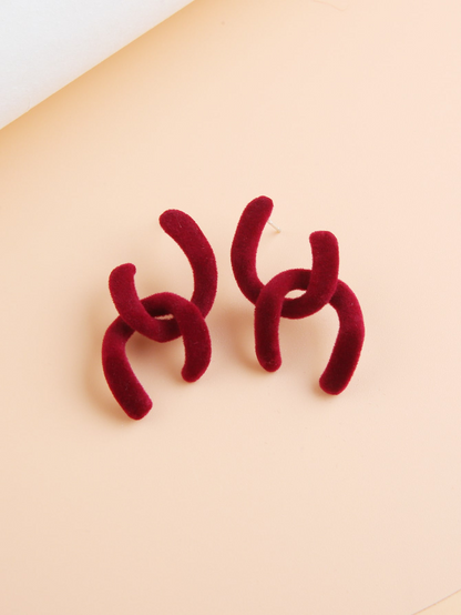 1 Pair Simple Style Solid Color Alloy Ear Studs