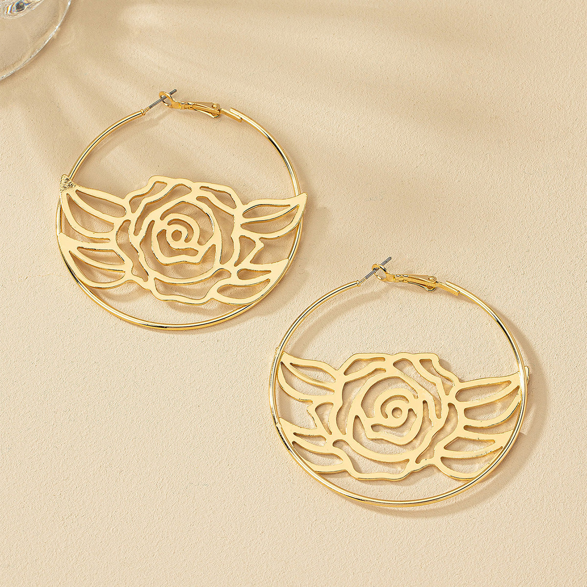 1 Pair Ig Style Simple Style Flower Plating Hollow Out Metal Earrings