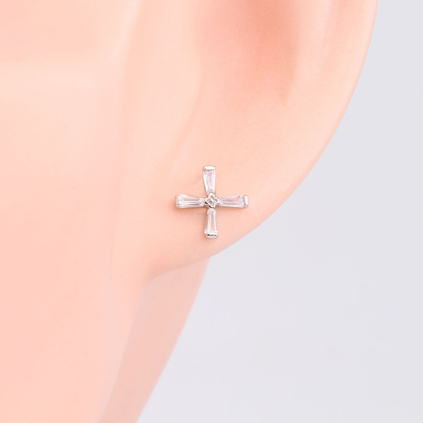 1 Pair Simple Style Streetwear Cross Plating Inlay Sterling Silver Zircon Ear Studs