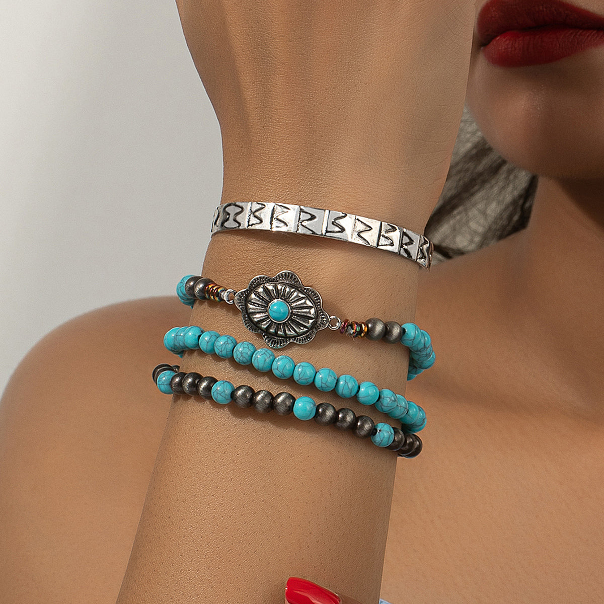 Retro Ethnic Style Round Beaded Alloy Beaded Turquoise Women's Bangle