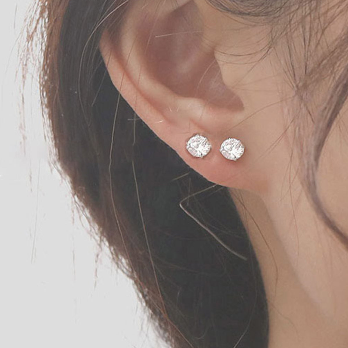 1 Pair Retro Round Inlay Stainless Steel Zircon Ear Studs