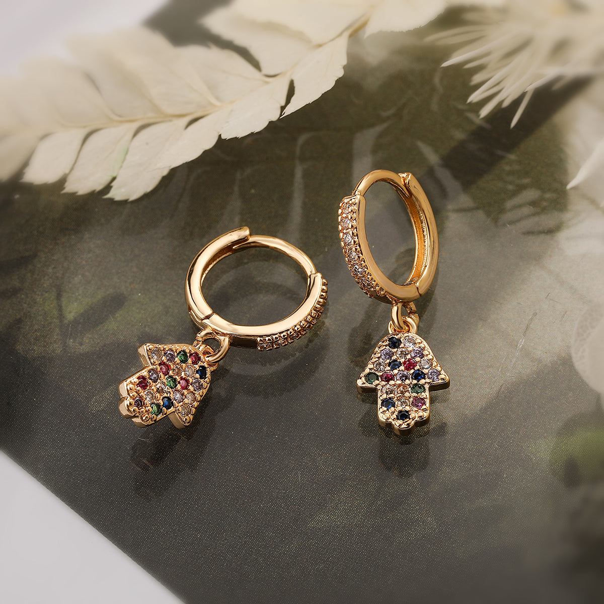 1 Pair Retro Simple Style Palm Plating Inlay Copper Zircon 18k Gold Plated Drop Earrings