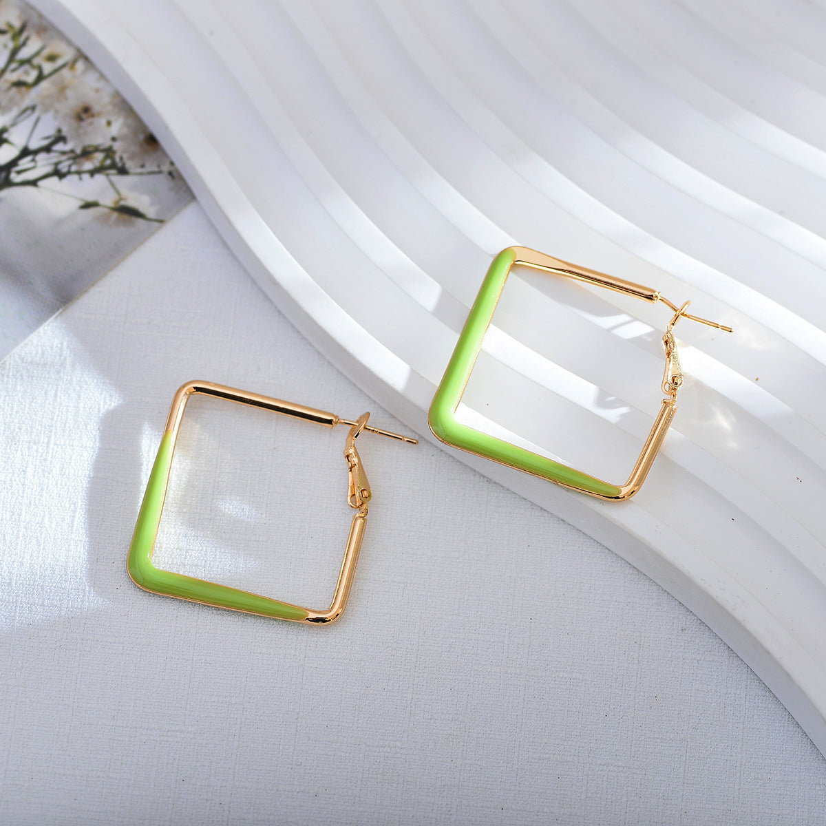 1 Pair Simple Style Color Block Enamel Copper Earrings