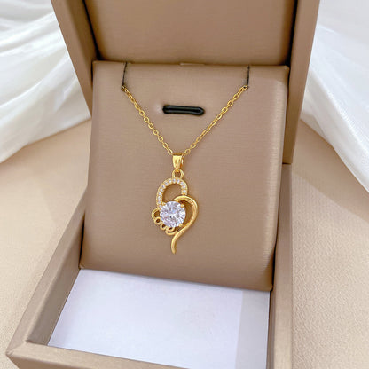 Modern Style Simple Style Commute Heart Shape Titanium Steel Copper Plating Inlay Zircon Gold Plated Pendant Necklace