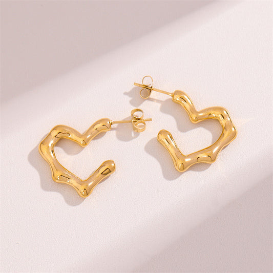 1 Pair Retro Simple Style Heart Shape Plating Stainless Steel 18k Gold Plated Ear Studs