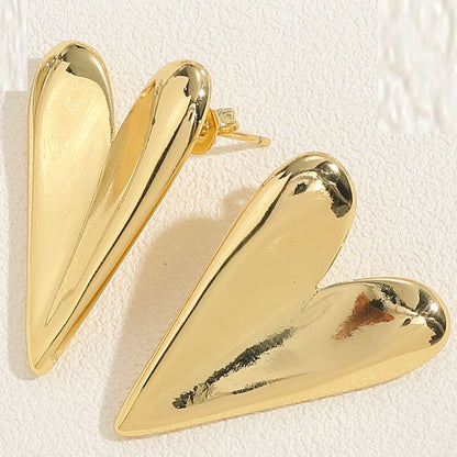 1 Pair Elegant Simple Style Star Heart Shape Butterfly Brass 14k Gold Plated White Gold Plated Ear Studs