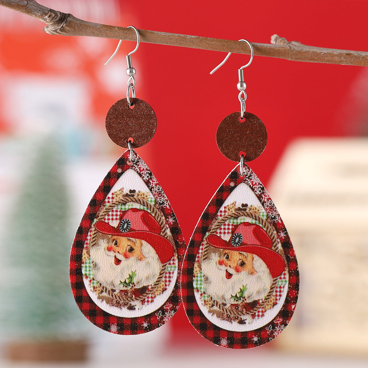 Wholesale Jewelry Cute Santa Claus Water Droplets Pu Leather Printing Drop Earrings