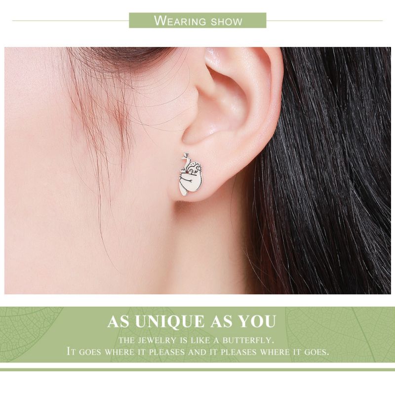 1 Pair Simple Style Dog Flower Inlay Sterling Silver Zircon Ear Studs