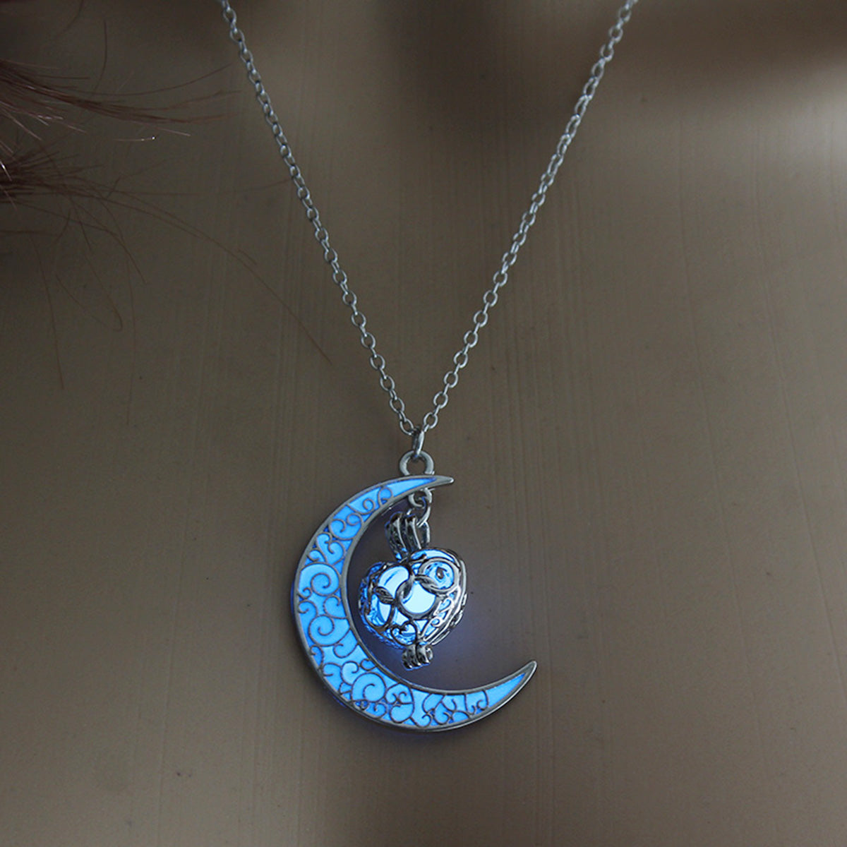 Wholesale Jewelry Luminous Mermaid Pendant Necklace Gooddiy