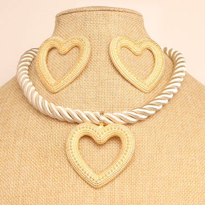 Vintage Style Simple Style Heart Shape Synthetic Fibre Alloy Hollow Out Women's Jewelry Set