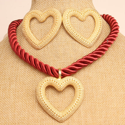 Vintage Style Simple Style Heart Shape Synthetic Fibre Alloy Hollow Out Women's Jewelry Set