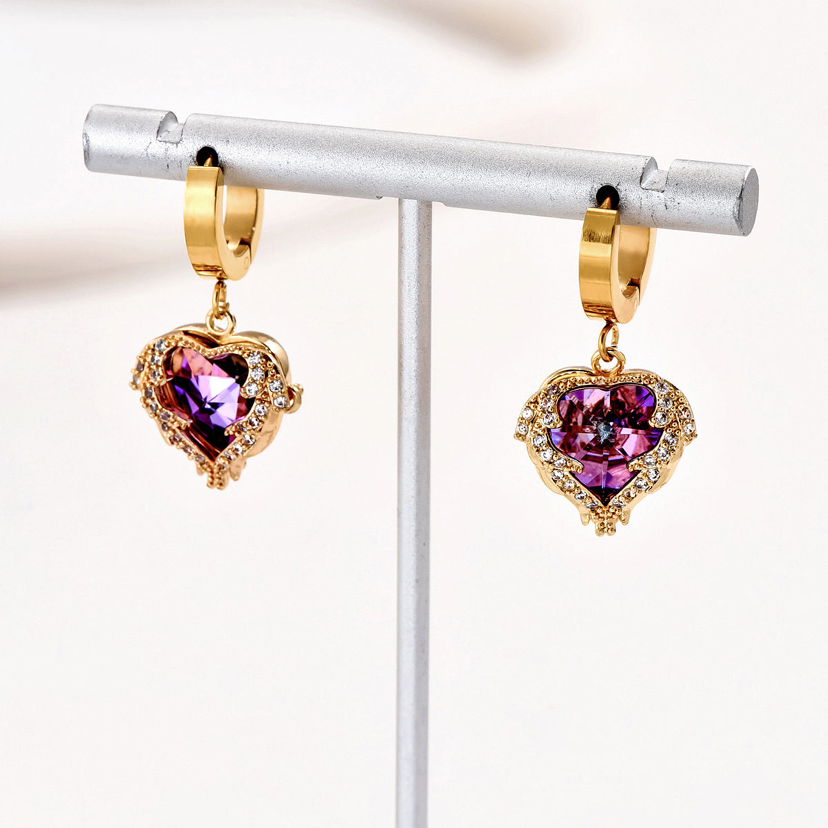 1 Pair Retro Shiny Heart Shape Plating Three-dimensional Inlay Stainless Steel Zircon 18k Gold Plated Drop Earrings