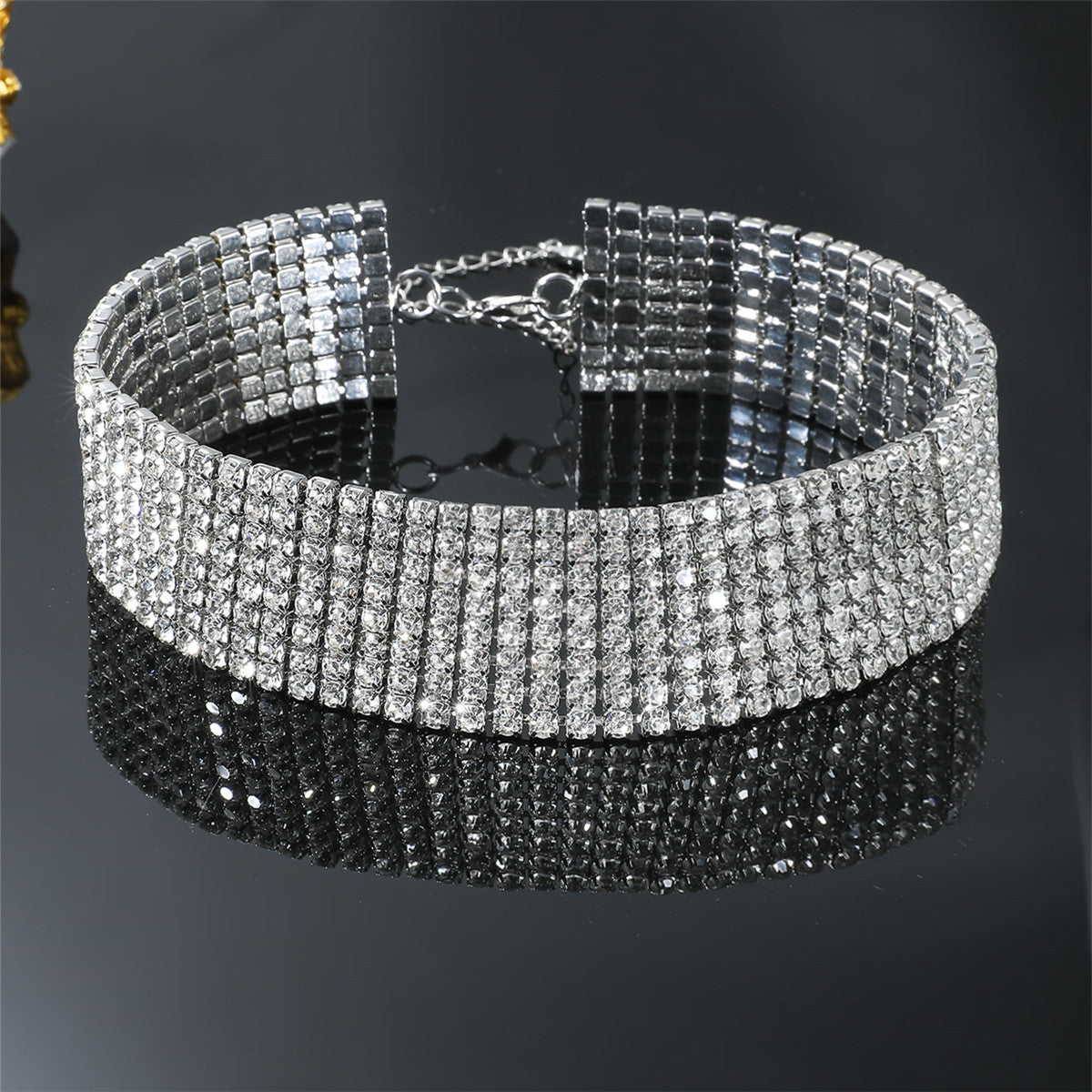 Modern Style Solid Color Rhinestone Women's Choker