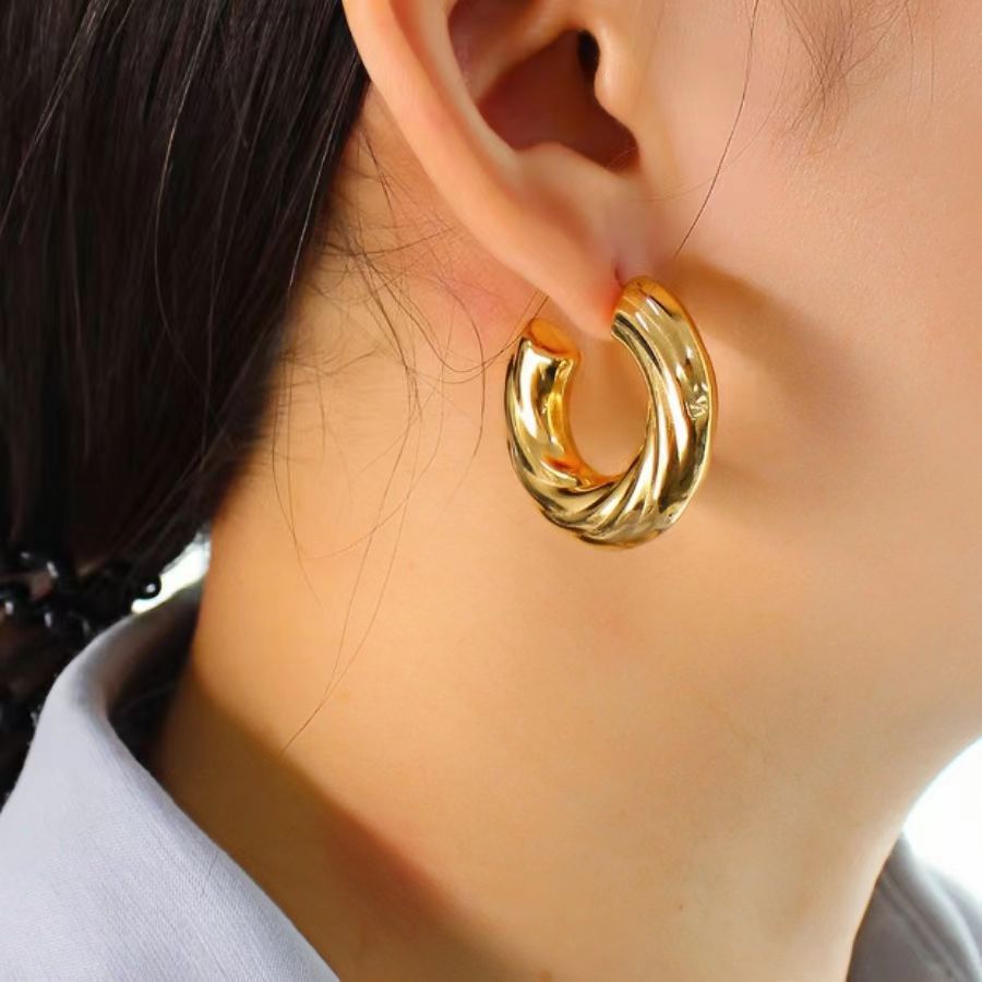 1 Pair Elegant Simple Style Solid Color Plating Stainless Steel 18k Gold Plated Earrings