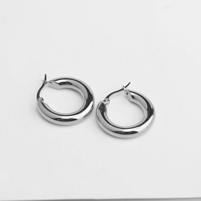 1 Pair Casual Luxurious Simple Style Circle Polishing Plating Titanium Steel 18k Gold Plated Earrings