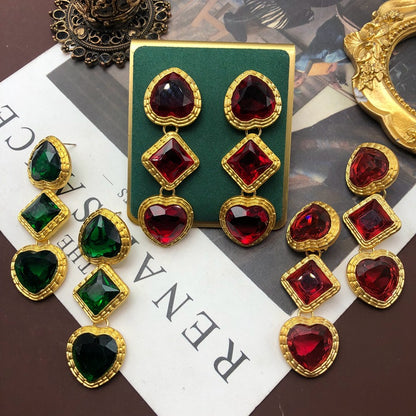 Wholesale Jewelry Retro Heart Shape Alloy Artificial Gemstones Gold Plated Plating Inlay Drop Earrings