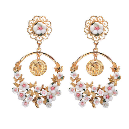 Wholesale Jewelry Elegant Retro Flower Alloy Drop Earrings