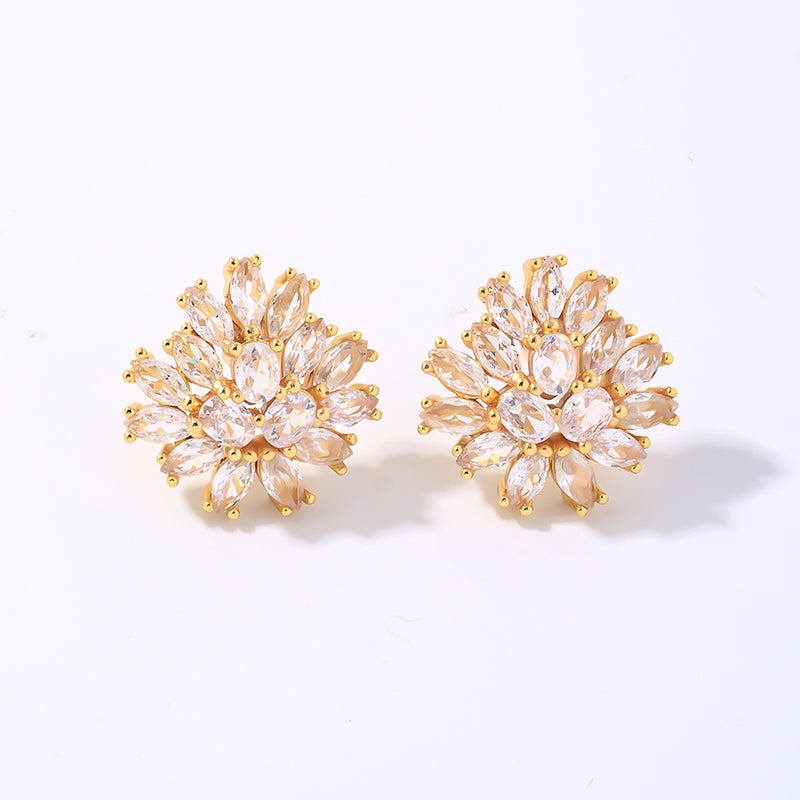 1 Pair Casual Simple Style Shiny Flower Plating Inlay Copper Zircon White Gold Plated Gold Plated Ear Studs