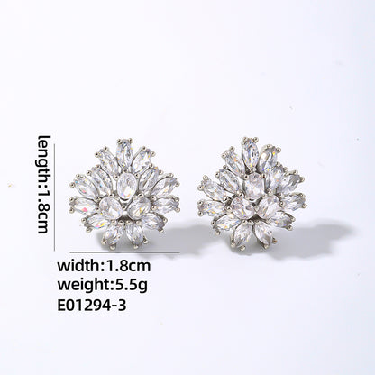 1 Pair Casual Simple Style Shiny Flower Plating Inlay Copper Zircon White Gold Plated Gold Plated Ear Studs