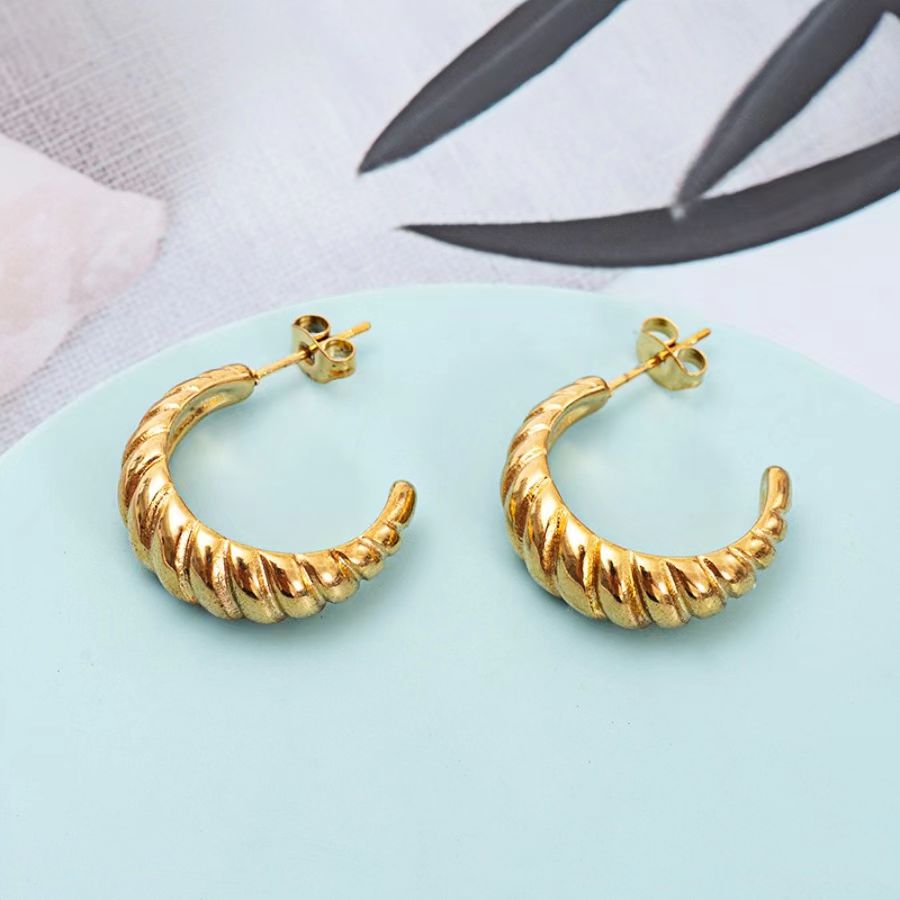 1 Pair Elegant Classic Style C Shape Plating Stainless Steel 18k Gold Plated Ear Studs