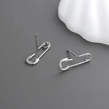 1 Pair Lady Paper Clip Water Droplets Skull Plating Inlay Alloy Rhinestones 24k Gold Plated Earrings Ear Studs