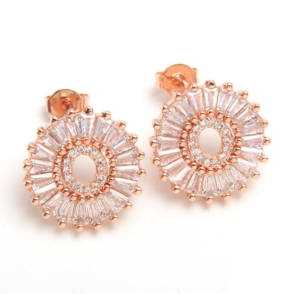 Fashion Letter Copper Inlay Zircon Ear Studs 1 Pair