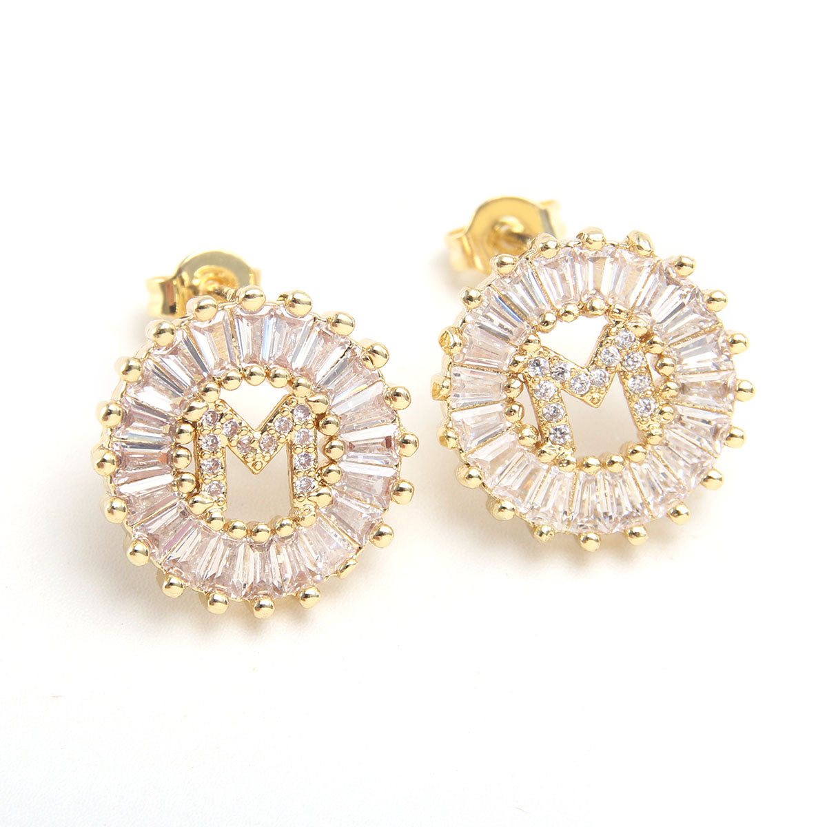 Fashion Letter Copper Inlay Zircon Ear Studs 1 Pair