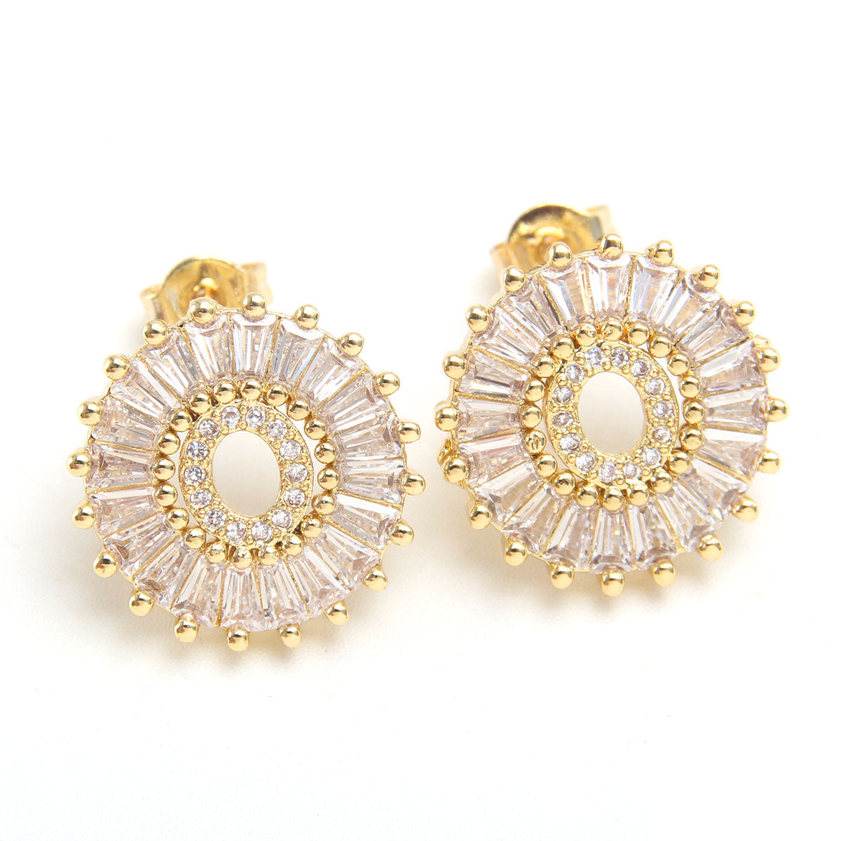 Fashion Letter Copper Inlay Zircon Ear Studs 1 Pair