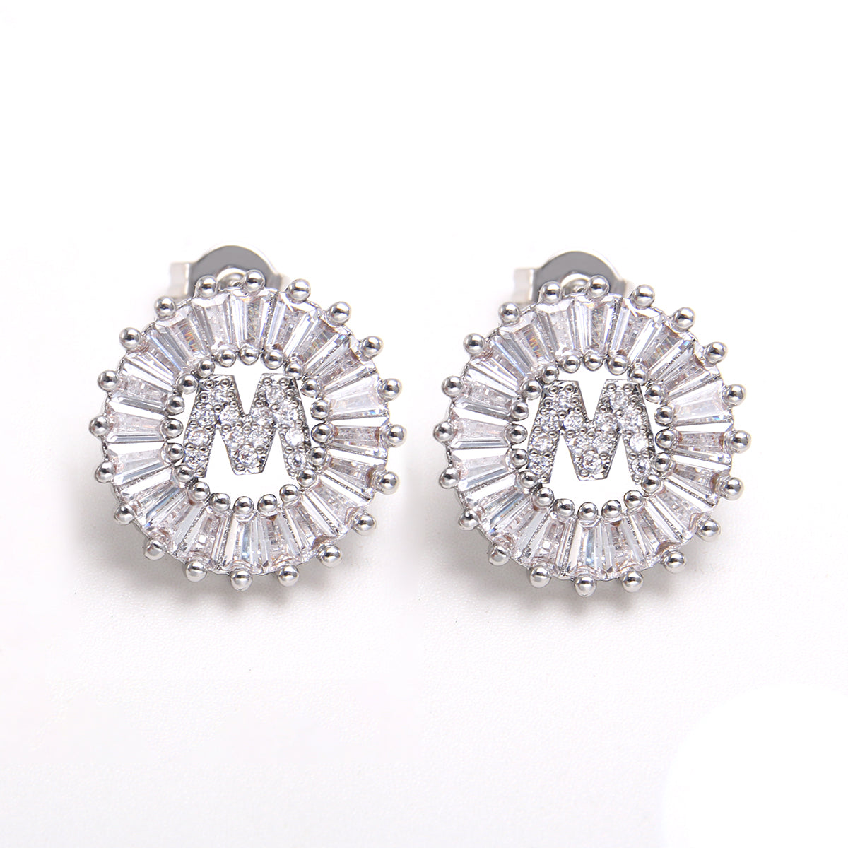 Fashion Letter Copper Inlay Zircon Ear Studs 1 Pair