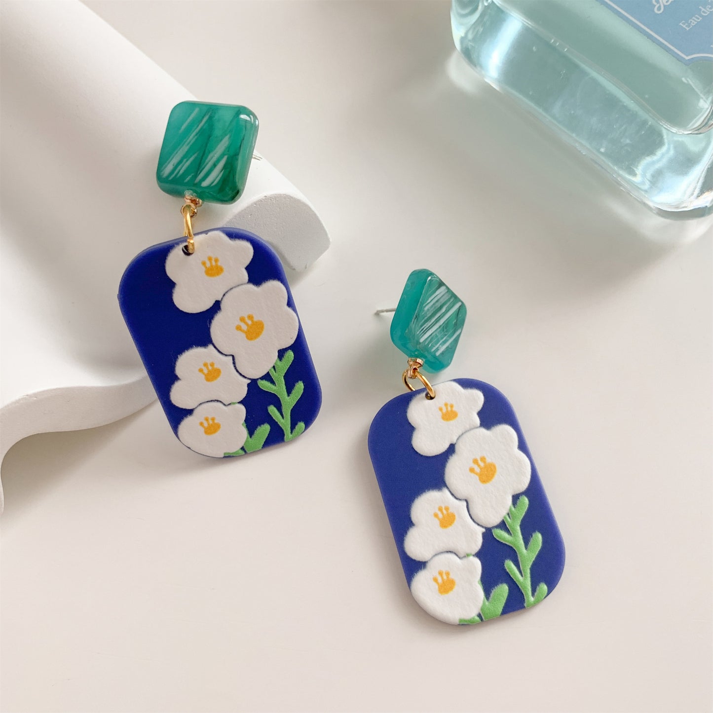 1 Pair Simple Style Rabbit Printing Arylic Drop Earrings