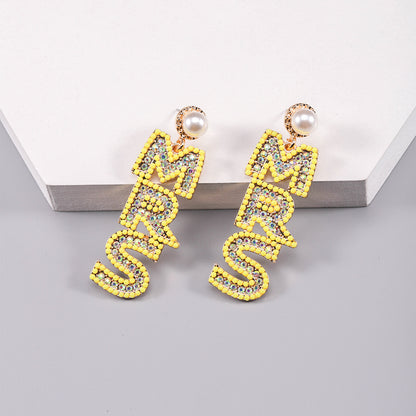 1 Pair Nordic Style Korean Style Letter Plating Inlay Alloy Rhinestones Pearl Beads Gold Plated Drop Earrings