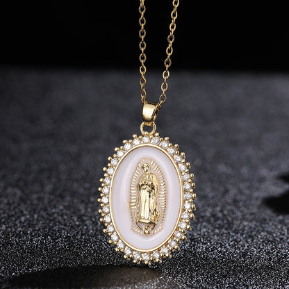 Hip-hop Retro Simple Style Portrait Copper Gold Plated Zircon Pendant Necklace In Bulk