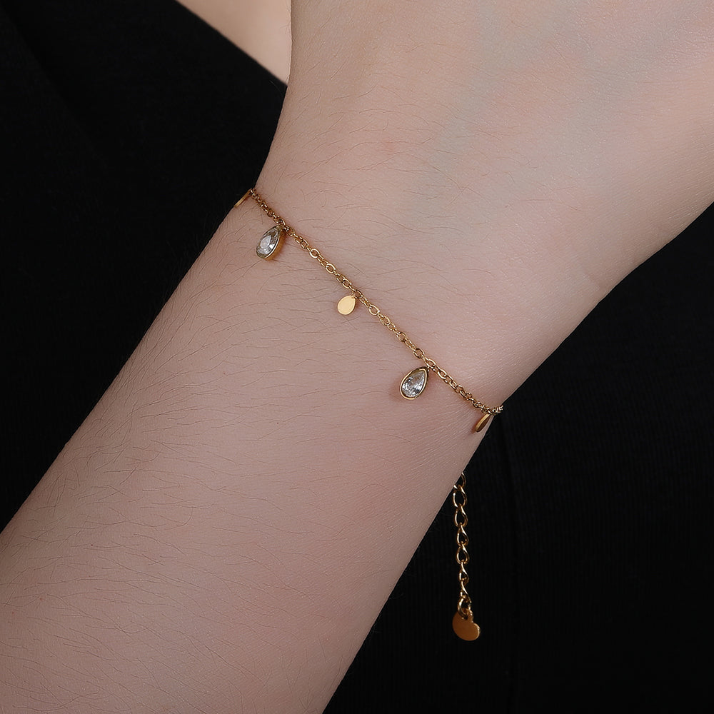 Casual Simple Style Solid Color Stainless Steel Titanium Steel Plating Inlay Artificial Gemstones 18k Gold Plated Bracelets